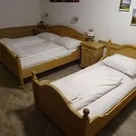 Alte Innbruecke - Neuhaus Am Apartmanhotel 3*