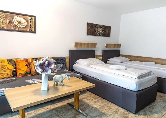 Aparthotel Alte Innbruecke - Neuhaus Am 3*