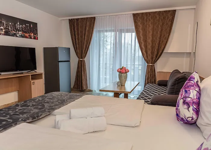 Aparthotel Alte Innbruecke - Neuhaus Am