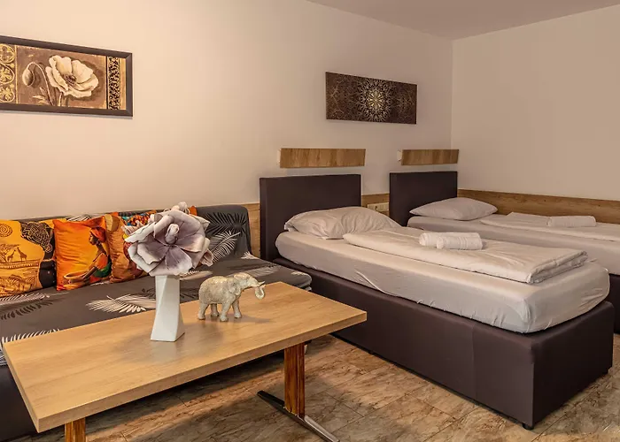 Aparthotel Alte Innbruecke - Neuhaus Am