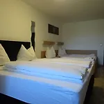 Apartahotel Alte Innbrücke-24std-self-check In-haustiere Willkommen Neuhaus am Inn