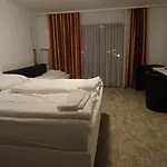Apartahotel Alte Innbrücke-24std-self-check In-haustiere Willkommen 3*
