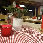 Apartmanhotel Alte Innbruecke - Neuhaus Am
