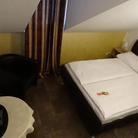 Apparthotel Alte Innbruecke-24Std-Self-Check In-Haustiere Willkommen 3*