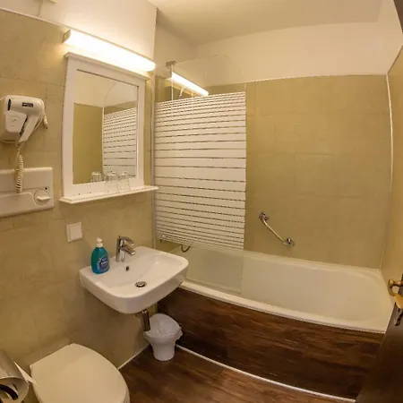 Apparthotel Alte Innbruecke-24Std-Self-Check In-Haustiere Willkommen 3*