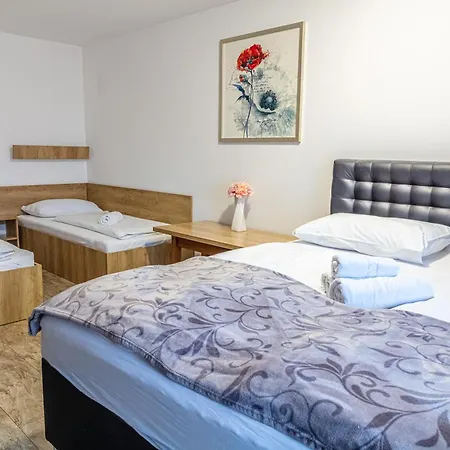 Apparthotel Alte Innbruecke-24Std-Self-Check In-Haustiere Willkommen