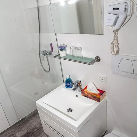 Apparthotel Alte Innbruecke-24Std-Self-Check In-Haustiere Willkommen Aparthotel