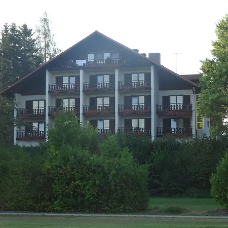 Aparthotel Hotel Alte Innbruecke - Neuhaus Am Inn Neuhaus am Inn