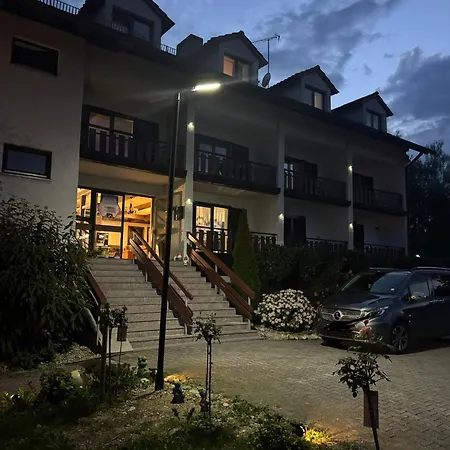 Alte Innbruecke - Neuhaus Am 3* ノイウハウス・アム・イン