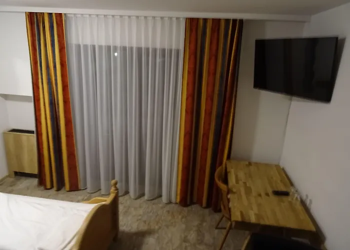 Alte Innbruecke - Neuhaus Am Aparthotel Neuhaus am Inn
